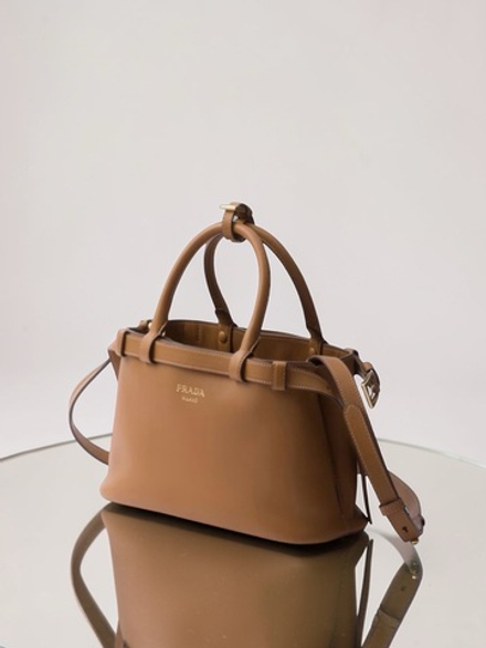 Сумка Prada
