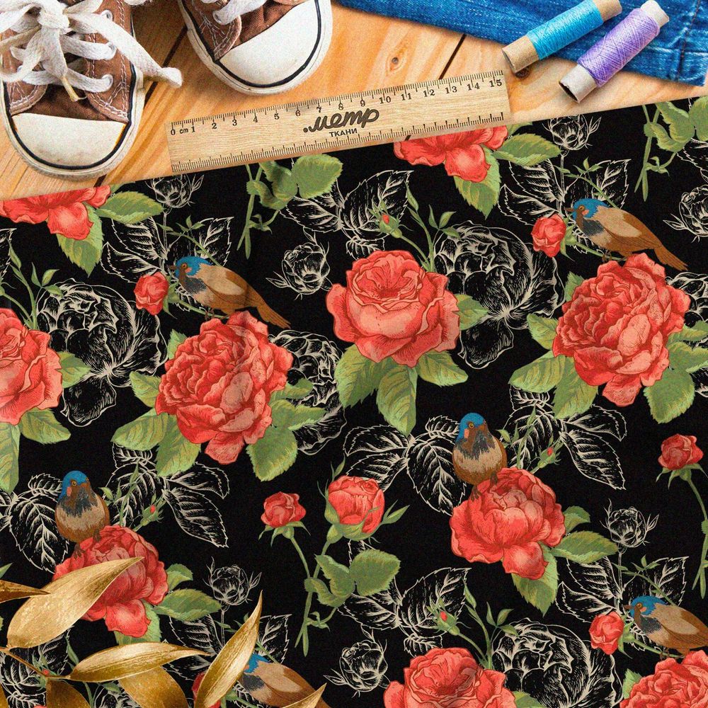 Ткань шелк Армани алые розы и их наброски на чёрном фоне