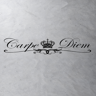 Виниловая наклейка на авто"Carpe Diem"