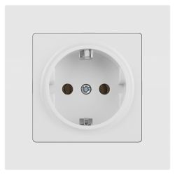 Розетка Intro Accent 6-202-01М 2P+E Schuko 16А-250В IP20 СУ AL/CU белый матовый