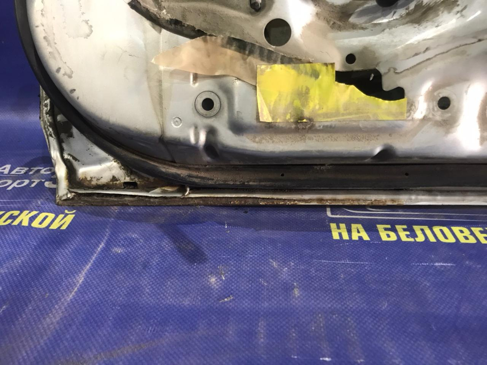 Дверь задняя правая TOYOTA CERES 1992