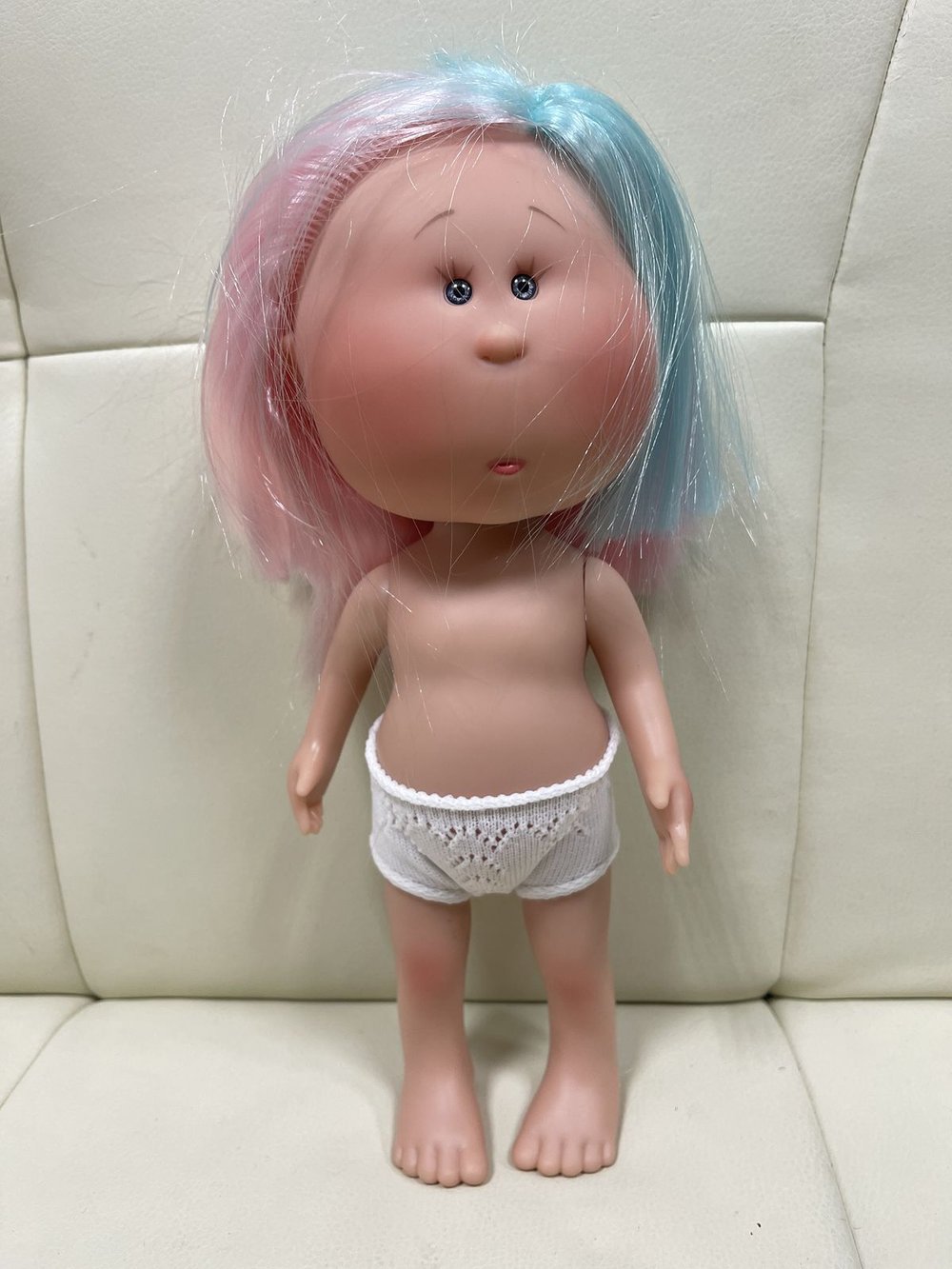 Уценка. Кукла для девочки виниловая 30см Мия без одежды (3000W34)