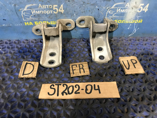 Петля двери передней правой TOYOTA CARINA ED 1994