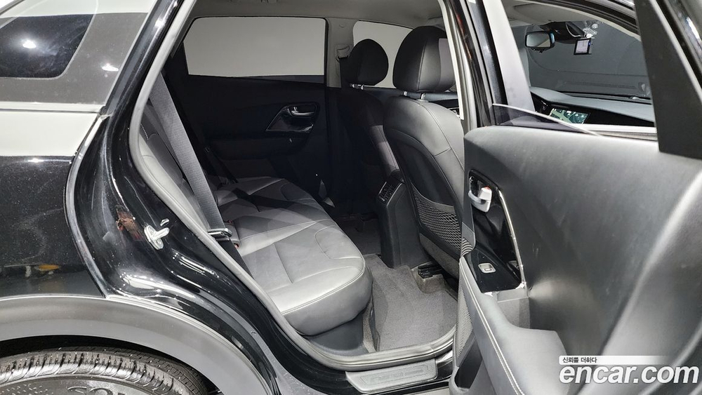 Kia The New Niro 1.6 HEV (04.2020)