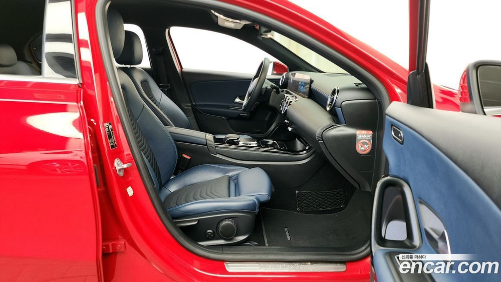 Mercedes-Benz A-Class W177 A220 Hatchback (09.2019)