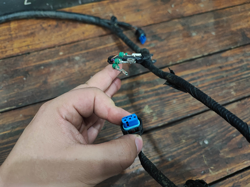 Проводка заднего бампера Geely Tugella 19-нв Б/У Оригинал 7035056400