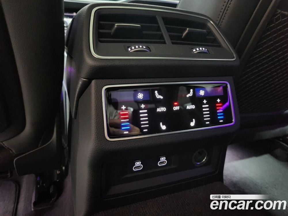 Audi A6 (C8) 45 TFSI Premium (11.2023)