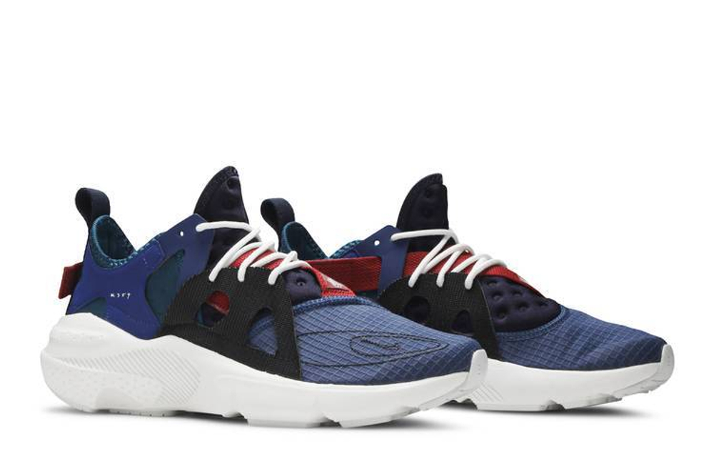 Nike Huarache Type Navy Blue Hyper Sneakers