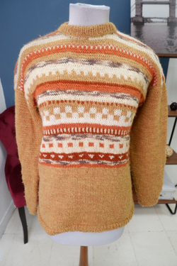 Свитер шерстяной 46 размер