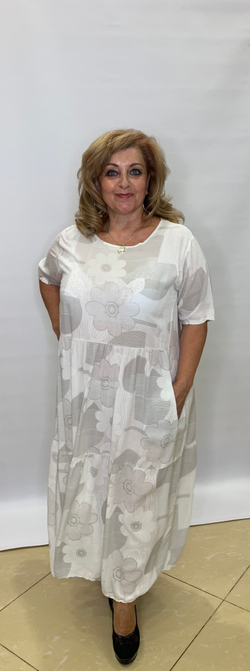 Белое итальянское платье с кармашками