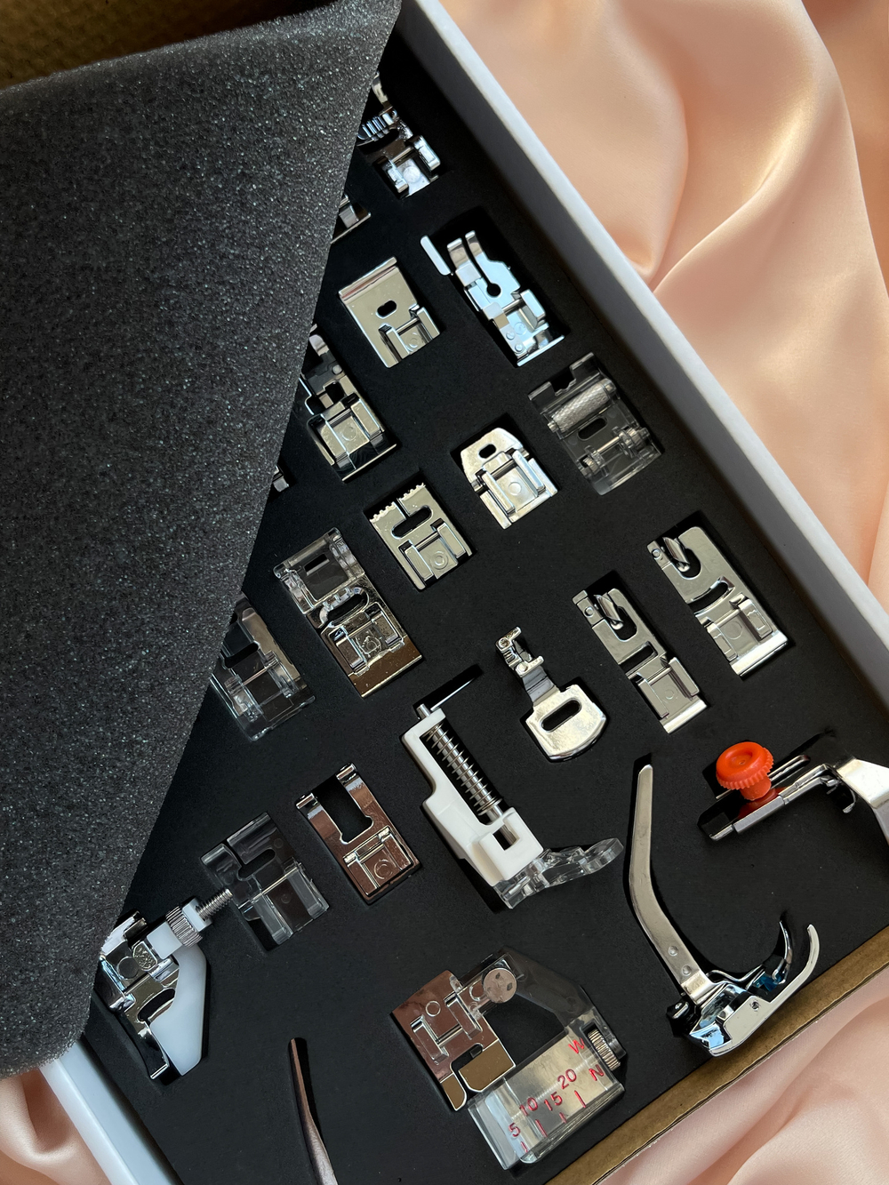 Набор лапок (адаптеров) для швейной машины