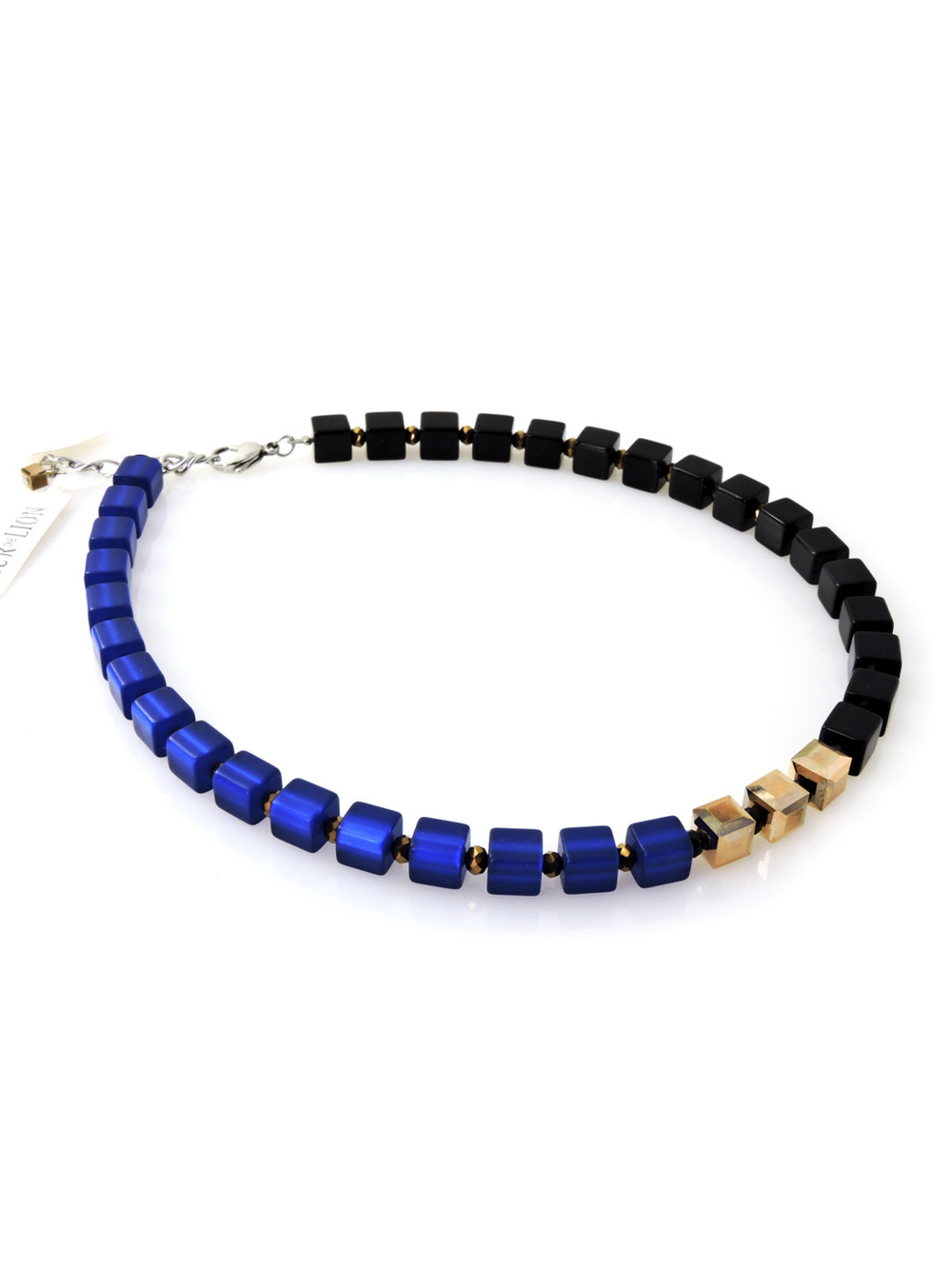 4686 Coeur de Lion Сапфирово-черное колье с кристаллами Сваровски.