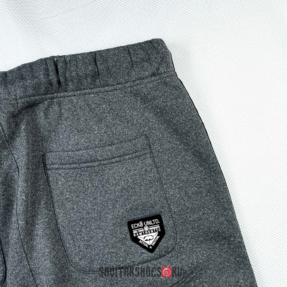 Спортивные штаны на флисе