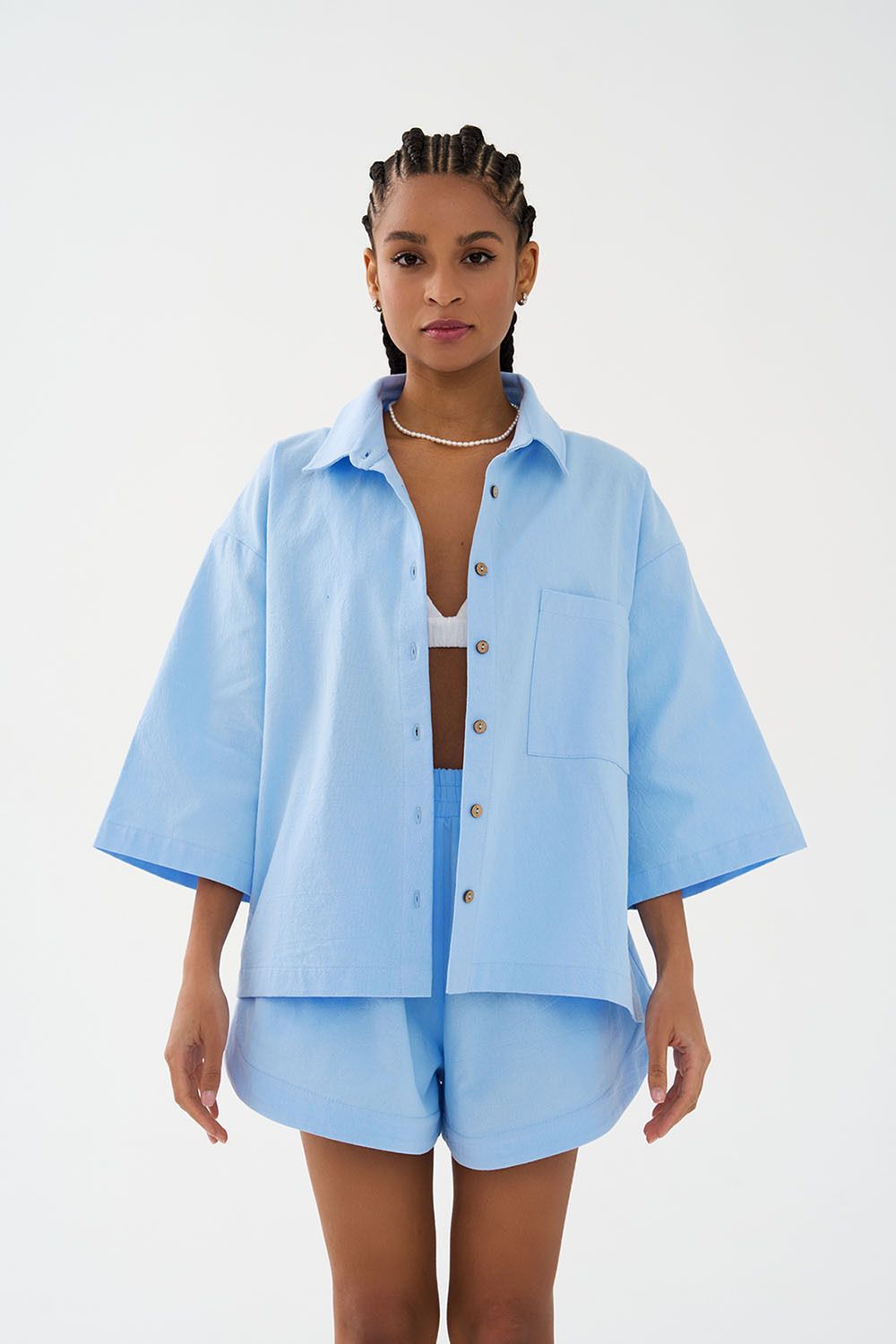 Рубашка с коротким рукавом из вареного хлопка голубого цвета