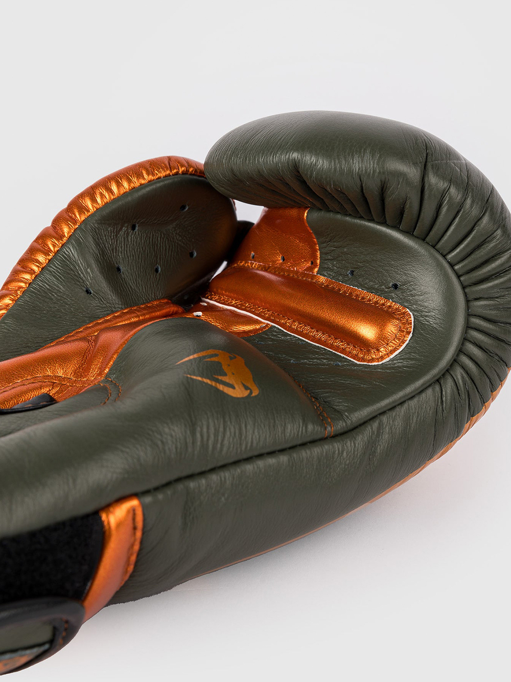 Перчатки боксерские Venum Giant 3.0 Khaki/Bronze