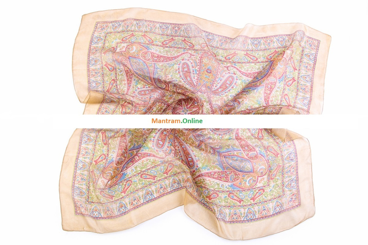 Платок материал Шелк 100% Плотный узор цвет голубой оранжевый красный зеленый на бежевом с бежевой каймой 100x100см.