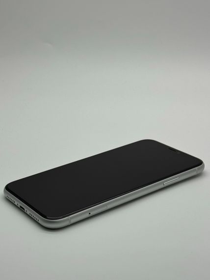 iPhone XR 64Gb White