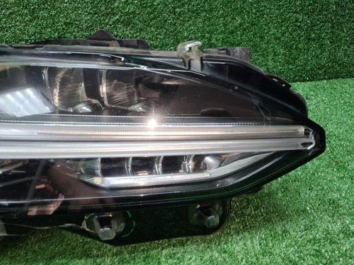 Фара правая Volvo S90 (2016-2020) LED