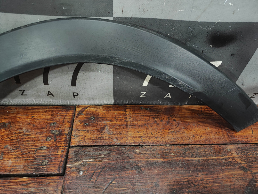 Накладка крыла заднего левого Chery Tiggo 8 Pro 21-нв Б/У Оригинал 609000645AA