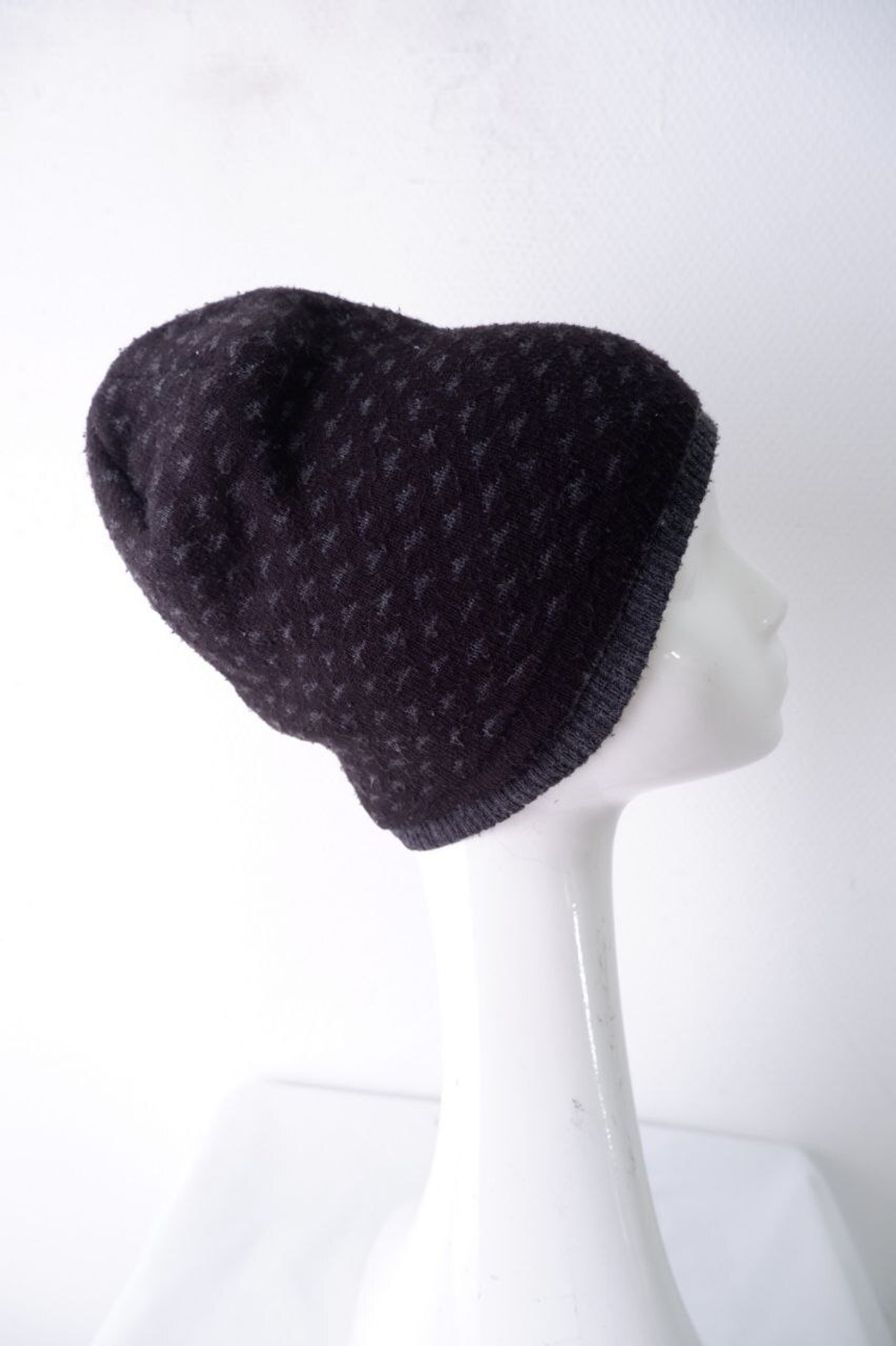 Шапка Colin's на каждый день