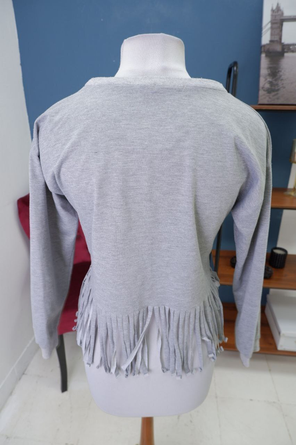 Джемпер стильный 46 размер