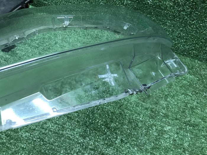 Стекло фары левое Nissan Qashqai 2 j11 (2013-2019)