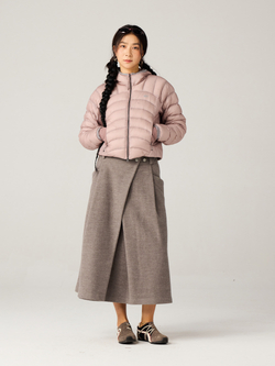 Пуховик Женский Hooded Insulated Down Jacket — 750 Fill Power