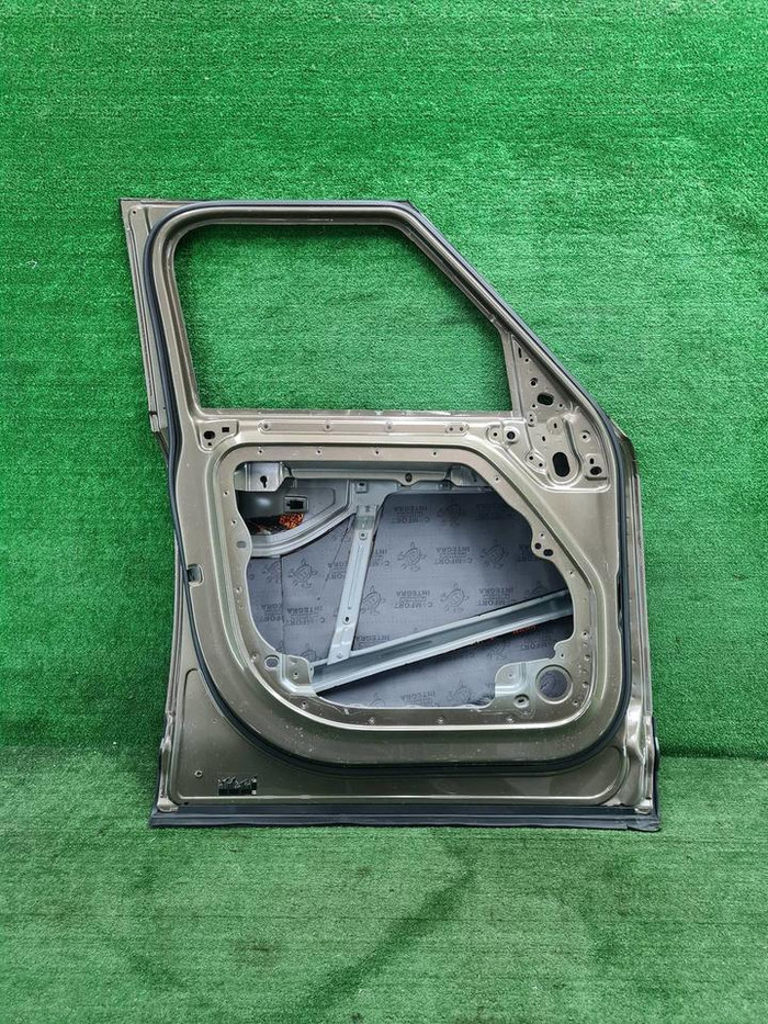 Дверь передняя левая LR Defender 2 L663 (19-нв)