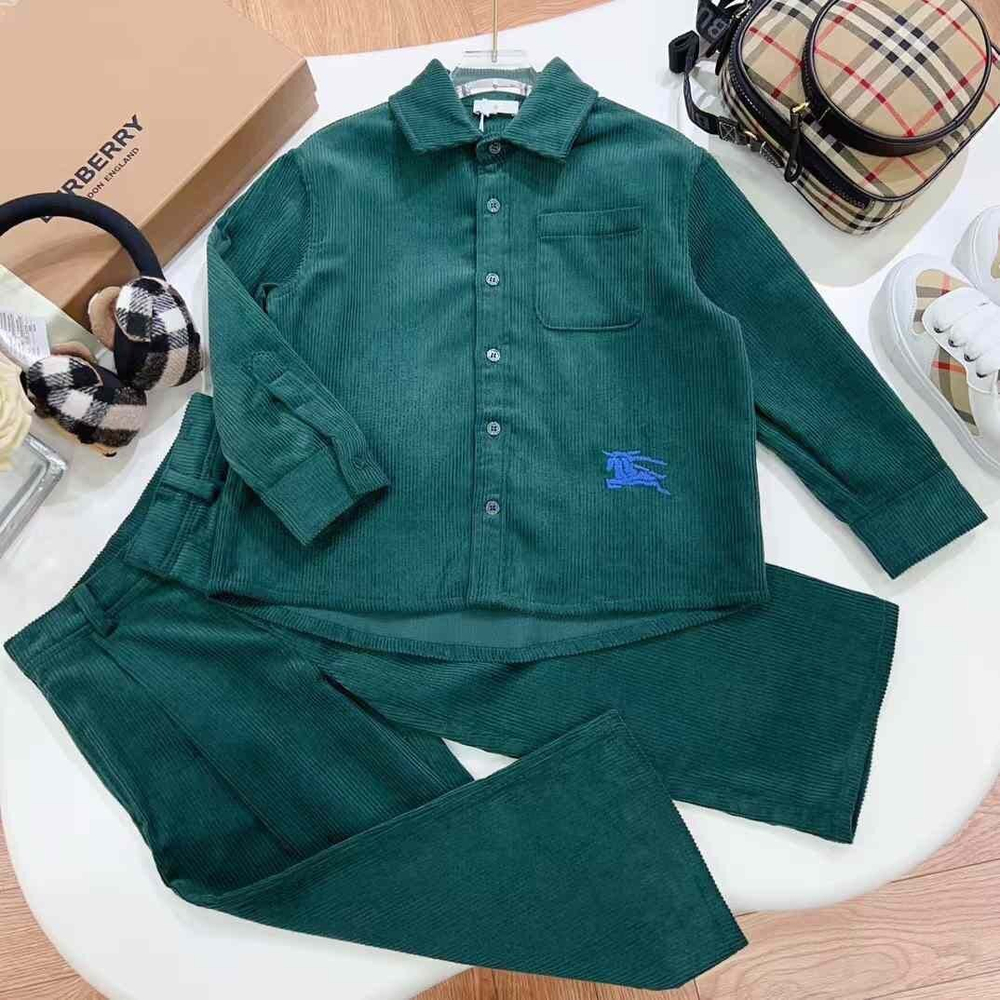 Костюм Burberry