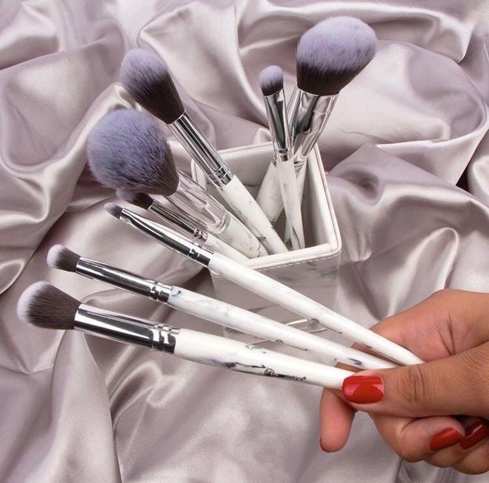 BH Cosmetics White Marble 9 piece brush set
