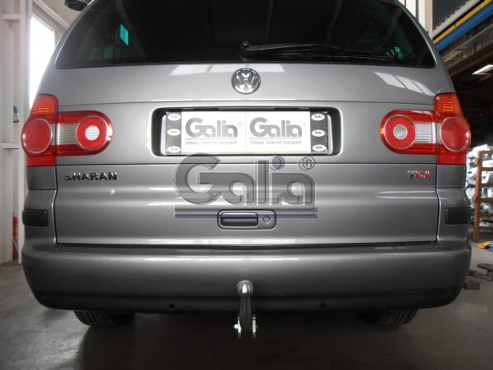 Фаркоп оцинкованный Galia F104A для Ford Galaxy 2000-2006, SEAT Alhambra 2000-2010, Volkswagen Sharan 2000-2010(паспорт и сертификат в комплекте)(без электрики)