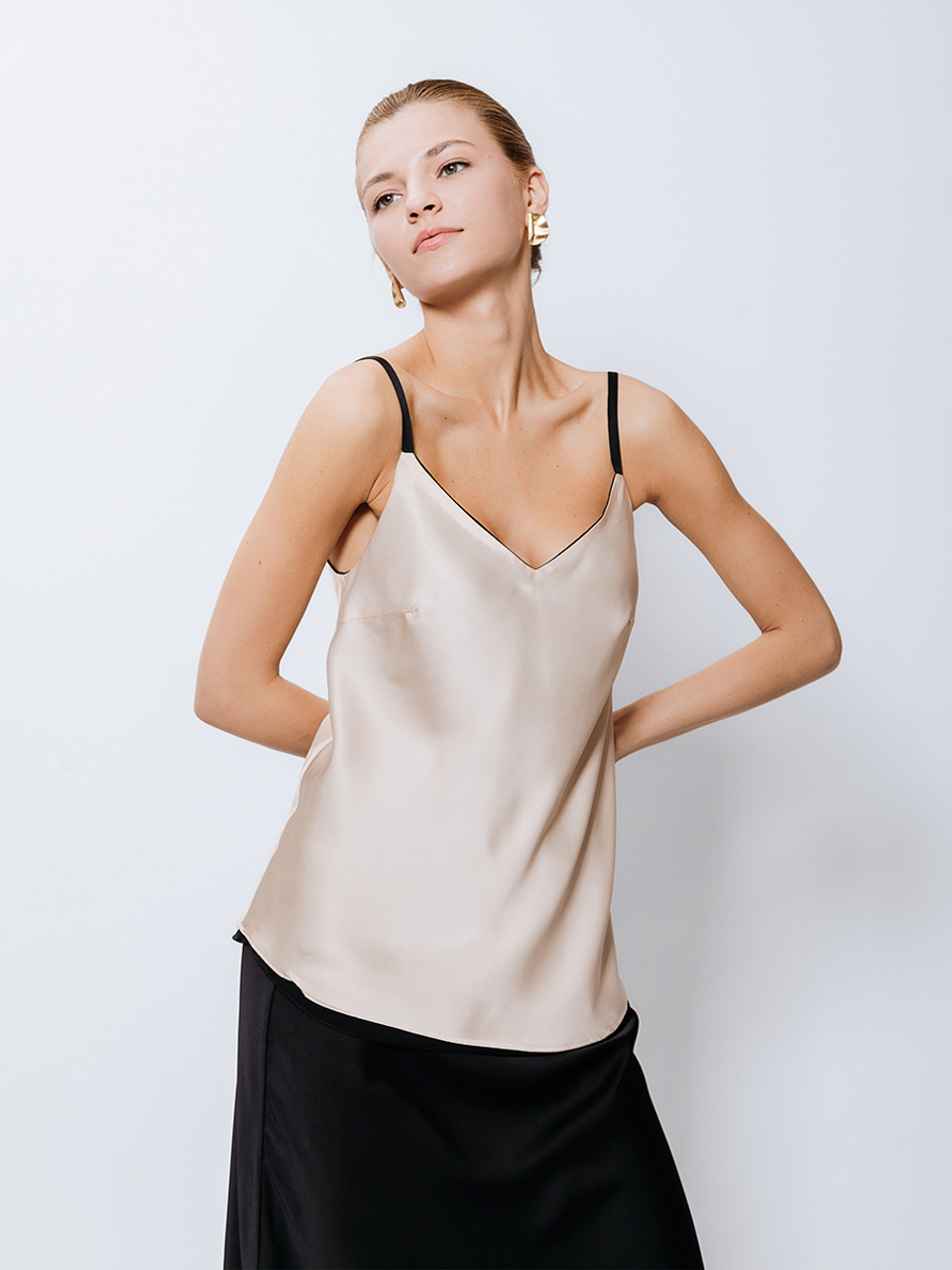 Топ Ease Shadow Special