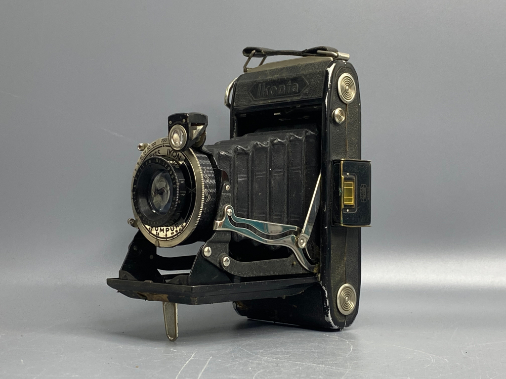 Zeiss Ikon Ikonta 520/2 + Novar Anastigmat 3.5/105mm