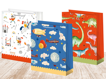 Пакет подар. бумажн. 18*23*10 см, 140гр/м2 Детский, микс