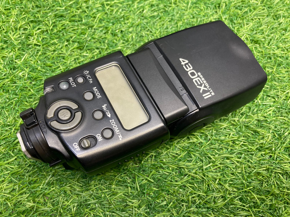 Canon Speedlite 430EX II