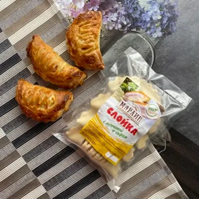 Слойка с ветчиной и сыром 4 шт