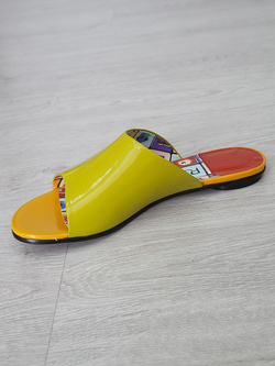 Шлепанцы женские