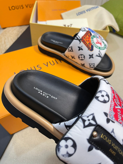 Louis Vuitton Pool Pillow Flat Comfort Mule
