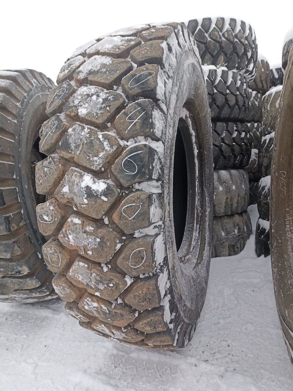 27.00R49 Bridgestone VMTP шина б/у