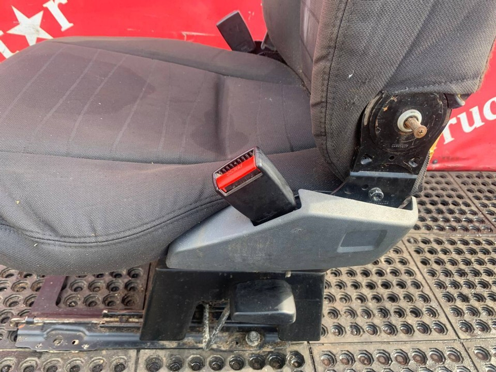 Сиденье пассажирское механическое