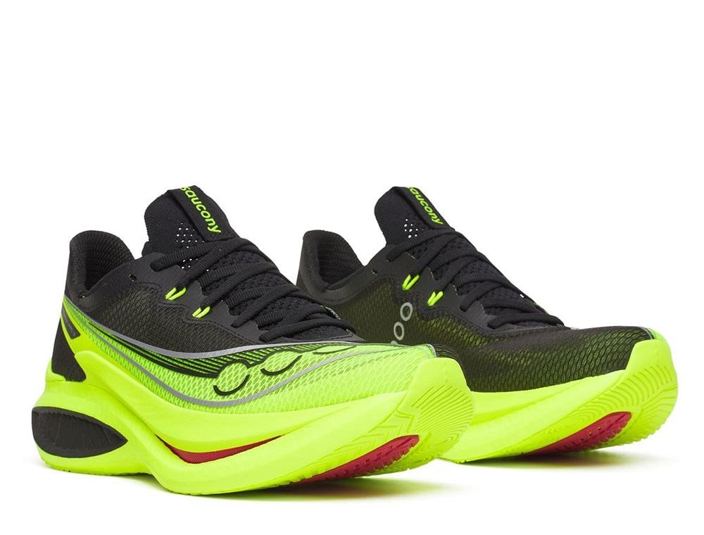 Кроссовки для бега мужские Saucony Endorphin Pro 5 M Чёрно-Лайм