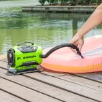 Компрессор автомобильный аккумуляторный Greenworks Арт. 3400807UA, 24V / 12V (от прикуривателя автомобиля), c АКБ 2Ач и ЗУ в сумке