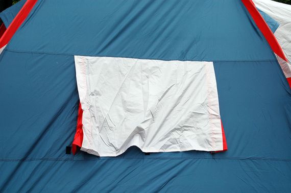 Палатка Canadian Camper SANA 4, цвет royal, боковое окно.