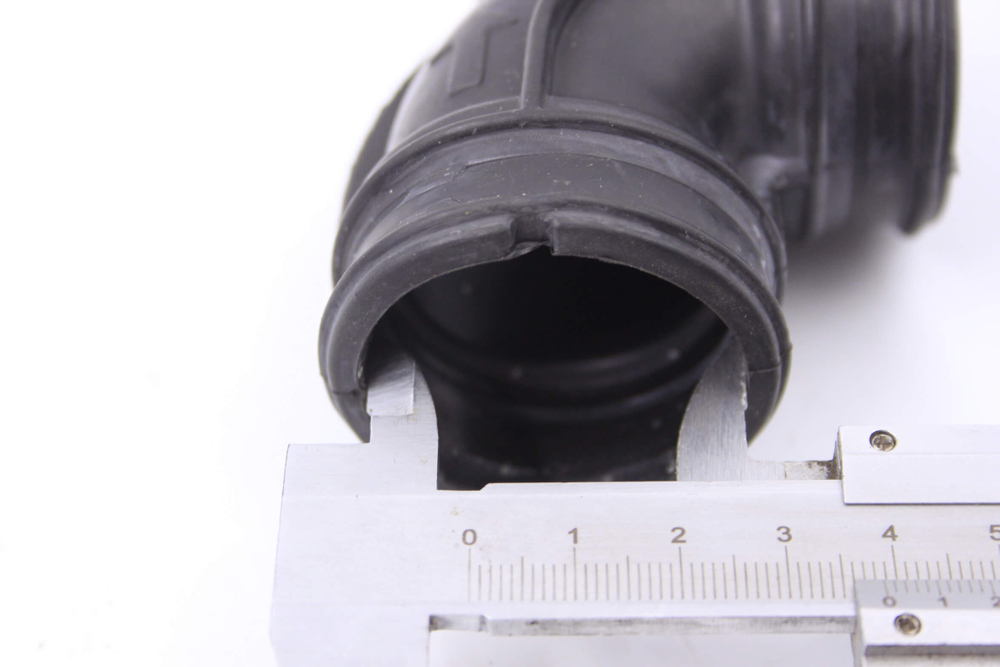 Патрубок посудомоечной машины 673000900407