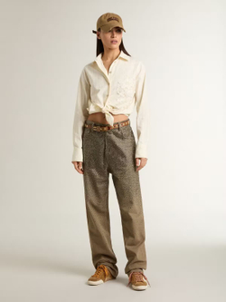 True Star in tobacco-colored suede with white star and platinum heel tab