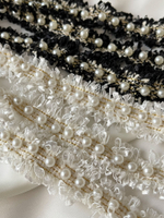 Тесьма белая с жемчугом твид