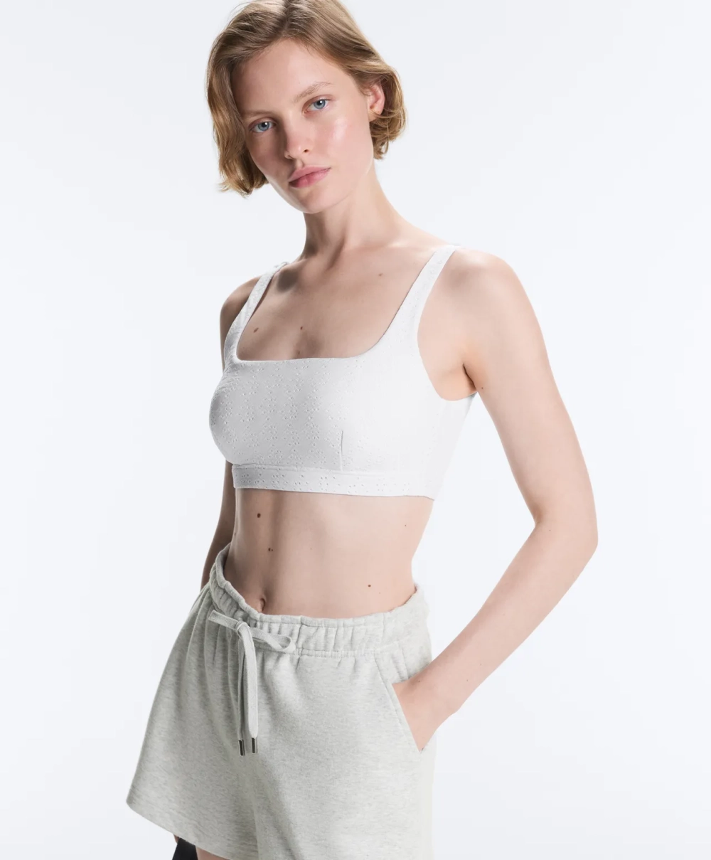 Спортивный бюстгальтер с вышивкой и средней поддержкой - OYSHO