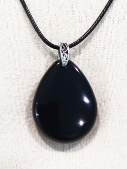 Кулон черный круглый