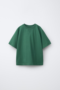 ZARA КОМПЛЕКТ ИЗ ФУТБОЛКИ И ШОРТОВ, МЯГКИЙ ЗЕЛЕНЫЙ