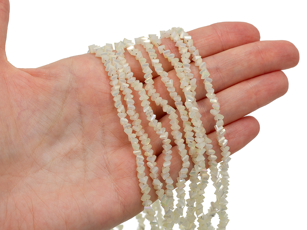 Нить бусин для украшений 4мм (ювелирное стекло)